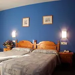 Acebos Cangas Hotel 2*