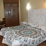 Acebos Cangas Hotel