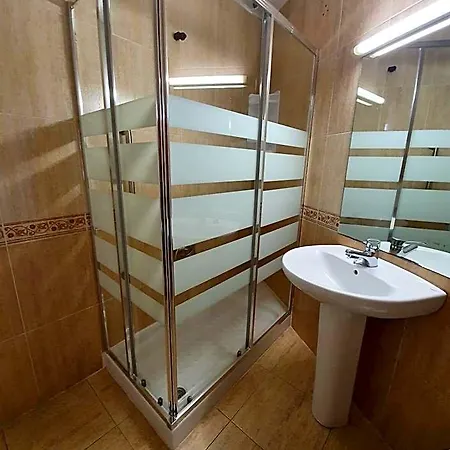 Hotel Acebos Cangas 2*